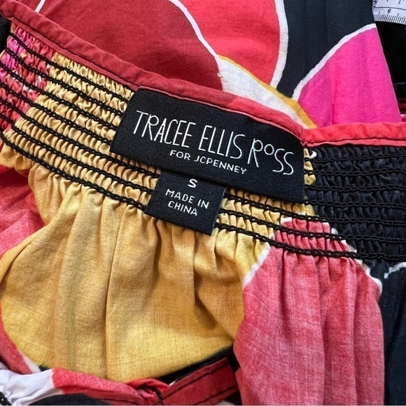 TRACEE ELLIS ROSS Beautiful Ruffled Tropical Maxi Dress - Picture 4 of 5